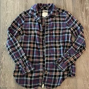 AE Women’s Navy Flannel